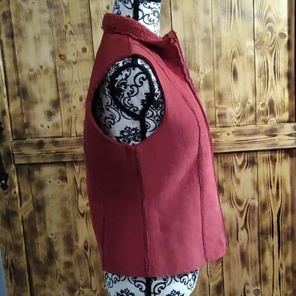 Express Size Small Red Leather Vest